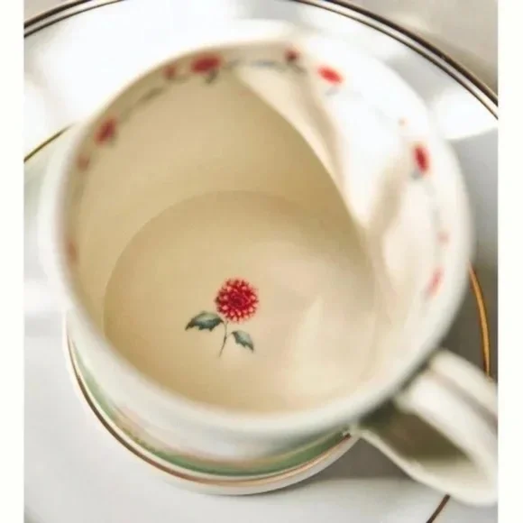 NWT Anthropologie Lou Rota Nature Mug Bee - Picture 2 of 2